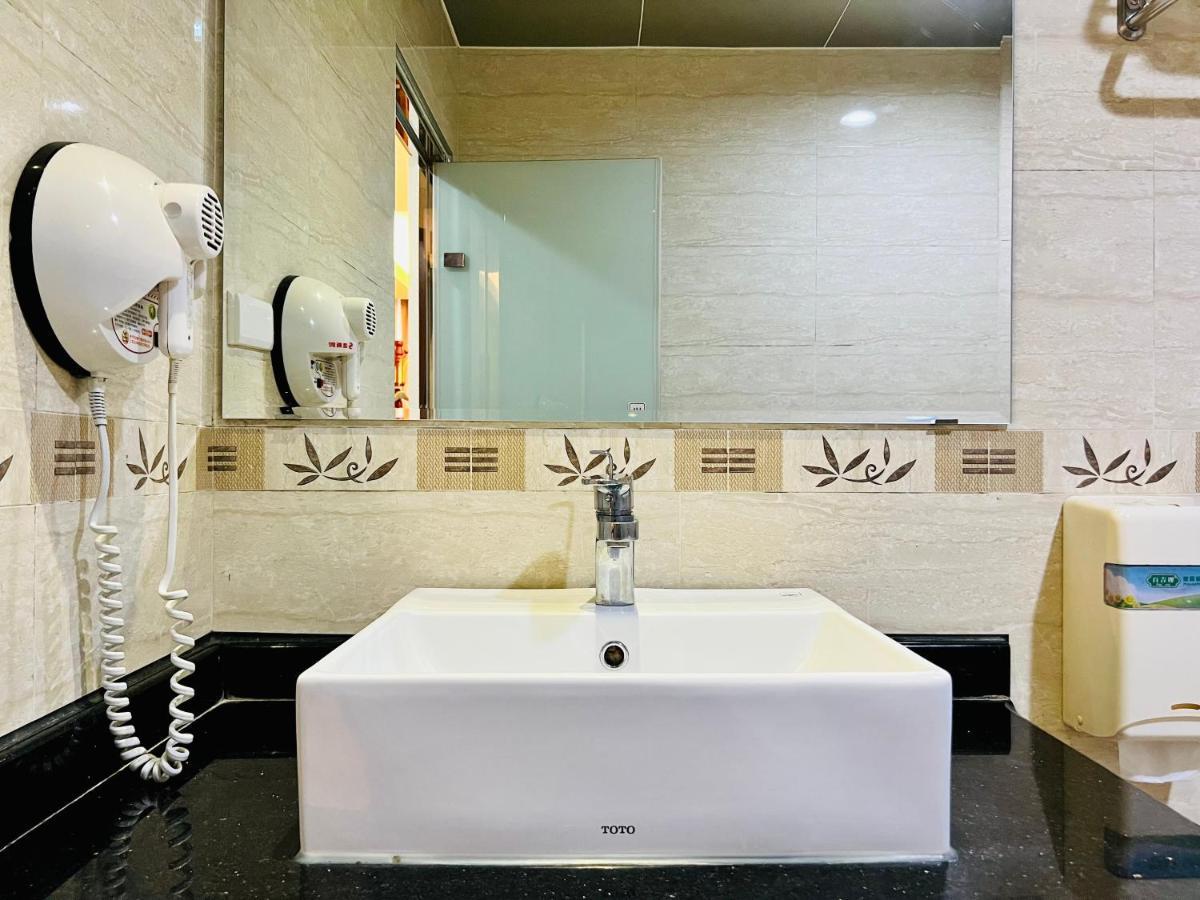 Mucha Boutique Hotel Yilan Eksteriør bilde